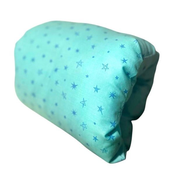 The Nursie Other - NIB - The Nursie Arm Pillow “Shooting Stars” Breastfeeding Nursing Pillow